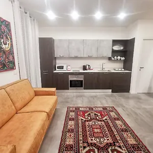 Appartamento Corso Porta Nuova, Verona